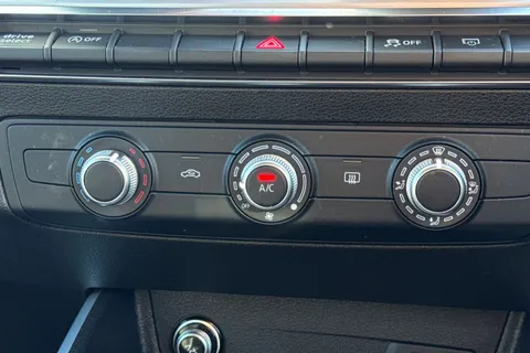 DY23FBB Audi Q2 Black Edition 30 TFSI  110 PS 6-speed Thumbnail #23