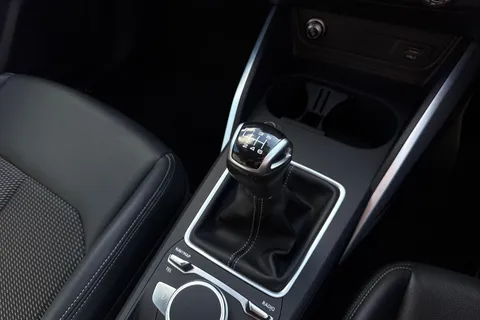 DY23FBB Audi Q2 Black Edition 30 TFSI  110 PS 6-speed Thumbnail #24