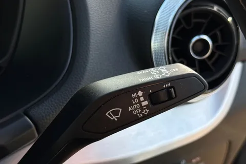 DY23FBB Audi Q2 Black Edition 30 TFSI  110 PS 6-speed Thumbnail #43