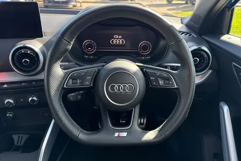 DY23FBB Audi Q2 Black Edition 30 TFSI  110 PS 6-speed Thumbnail #47