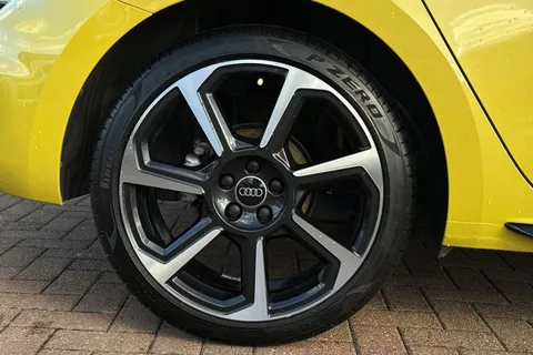 SO22WLH Audi A1 Black Edition 35 TFSI  150 PS S tronic Thumbnail #10