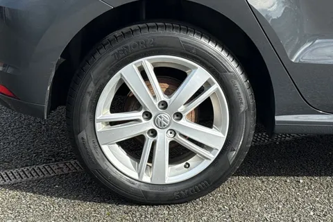 11 of 48 for Volkswagen Polo 1.0 BlueMotion Tech Match Euro 6 (s/s) 5dr