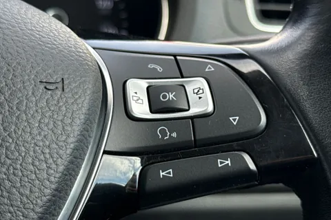 36 of 48 for Volkswagen Polo 1.0 BlueMotion Tech Match Euro 6 (s/s) 5dr