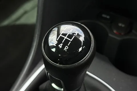 40 of 48 for Volkswagen Polo 1.0 BlueMotion Tech Match Euro 6 (s/s) 5dr