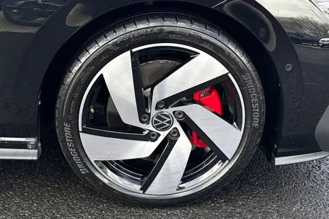 KP75ORL Volkswagen Golf 2.0 TSI 265 GTI 5dr DSG Thumbnail #13