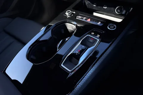 KN75YWP Audi A5 Avant S line TFSI  204 PS S tronic Thumbnail #24