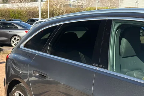 KN75YWP Audi A5 Avant S line TFSI  204 PS S tronic Thumbnail #54