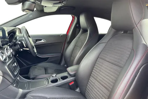 CE18VCP Mercedes-Benz A Class 2.1 A200d AMG Line (Executive) 7G-DCT Euro 6 (s/s) 5dr Thumbnail #17