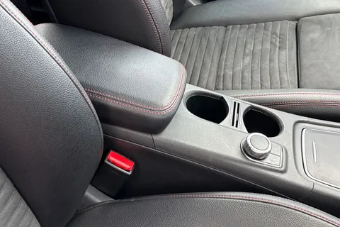 CE18VCP Mercedes-Benz A Class 2.1 A200d AMG Line (Executive) 7G-DCT Euro 6 (s/s) 5dr Thumbnail #40