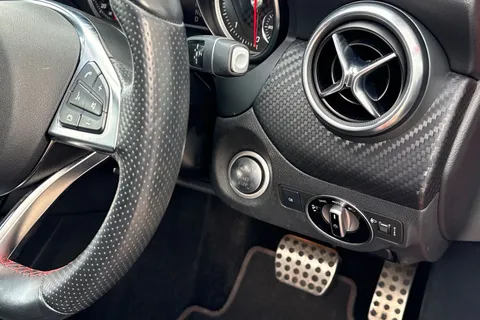 CE18VCP Mercedes-Benz A Class 2.1 A200d AMG Line (Executive) 7G-DCT Euro 6 (s/s) 5dr Thumbnail #43