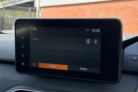 EN74MVH Dacia Jogger 1.6 Hybrid EXTREME Auto Euro 6 (s/s) 5dr Thumbnail #45