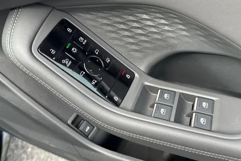 DG25WUY Audi A5 S line TFSI 204 PS S tronic Thumbnail #22