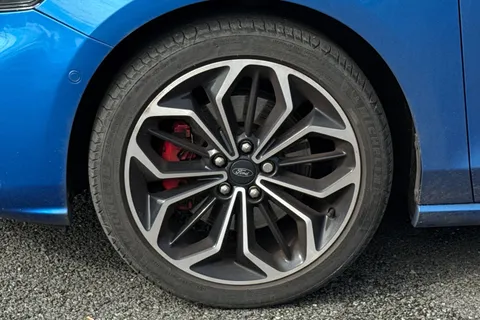 14 of 54 for Ford Focus 1.0T EcoBoost MHEV ST-Line X Edition Euro 6 (s/s) 5dr