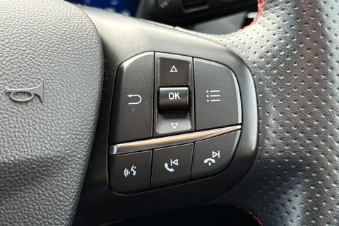 35 of 54 for Ford Focus 1.0T EcoBoost MHEV ST-Line X Edition Euro 6 (s/s) 5dr