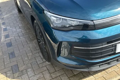 8 of 43 for VOLKSWAGEN TIGUAN 1.5 eTSI 150 Match 5dr DSG