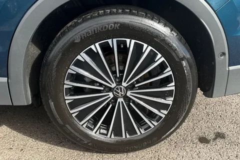 9 of 43 for VOLKSWAGEN TIGUAN 1.5 eTSI 150 Match 5dr DSG