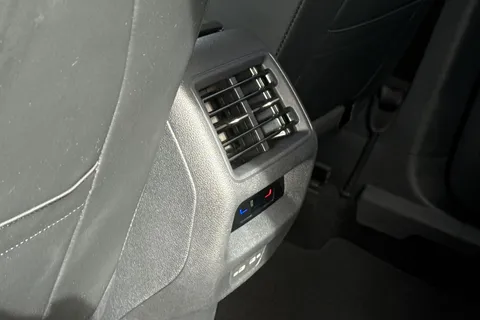 33 of 43 for VOLKSWAGEN TIGUAN 1.5 eTSI 150 Match 5dr DSG