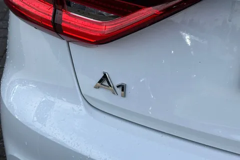 DV23VXW Audi A1 Technik 25 TFSI  95 PS 5-speed Thumbnail #28