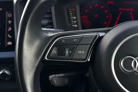 DV23VXW Audi A1 Technik 25 TFSI  95 PS 5-speed Thumbnail #35