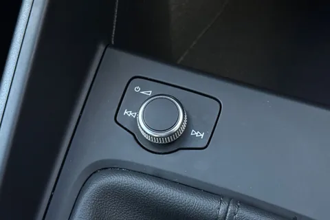 DV23VXW Audi A1 Technik 25 TFSI  95 PS 5-speed Thumbnail #40