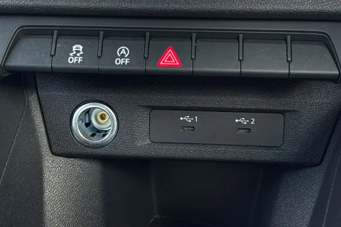 DV23VXW Audi A1 Technik 25 TFSI  95 PS 5-speed Thumbnail #41