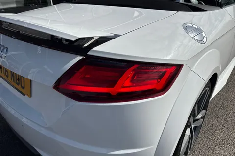 8 of 67 for Audi TT 1.8 TFSI S line Roadster Euro 6 (s/s) 2dr