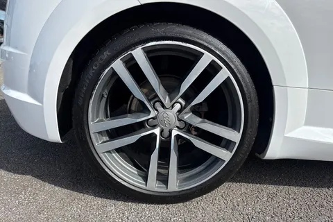 11 of 67 for Audi TT 1.8 TFSI S line Roadster Euro 6 (s/s) 2dr