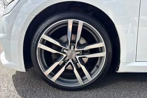 13 of 67 for Audi TT 1.8 TFSI S line Roadster Euro 6 (s/s) 2dr