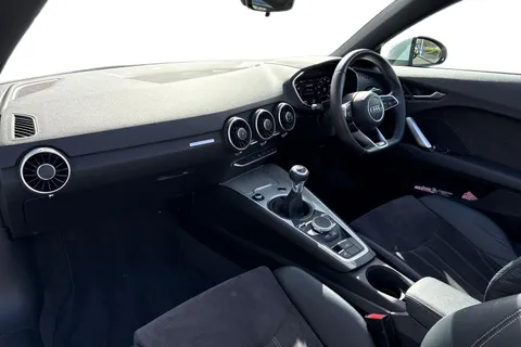 15 of 67 for Audi TT 1.8 TFSI S line Roadster Euro 6 (s/s) 2dr