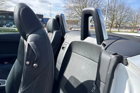 19 of 67 for Audi TT 1.8 TFSI S line Roadster Euro 6 (s/s) 2dr