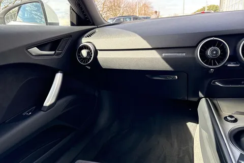 20 of 67 for Audi TT 1.8 TFSI S line Roadster Euro 6 (s/s) 2dr