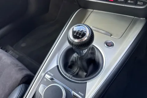 23 of 67 for Audi TT 1.8 TFSI S line Roadster Euro 6 (s/s) 2dr