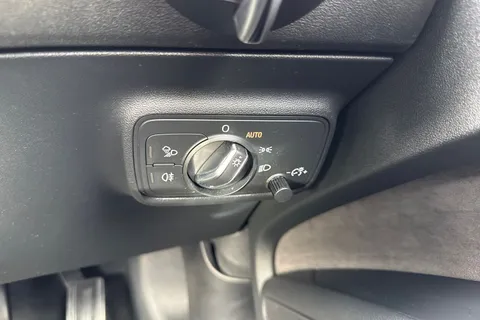 42 of 67 for Audi TT 1.8 TFSI S line Roadster Euro 6 (s/s) 2dr