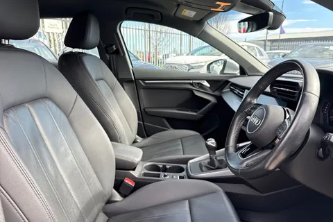 KV70LUA Audi A3 Sportback Sport 30 TFSI 110 PS 6-speed Thumbnail #25