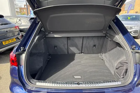 KN74ZWA Audi Q3 1.5 TFSI CoD 35 S line S Tronic Euro 6 (s/s) 5dr Thumbnail #8