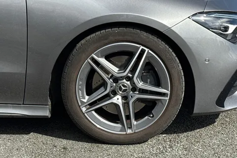 DA24FGU Mercedes-Benz Cla Class 1.3 CLA200h MHEV AMG Line (Executive) Coupe 7G-DCT Euro 6 (s/s) 4dr Thumbnail #13