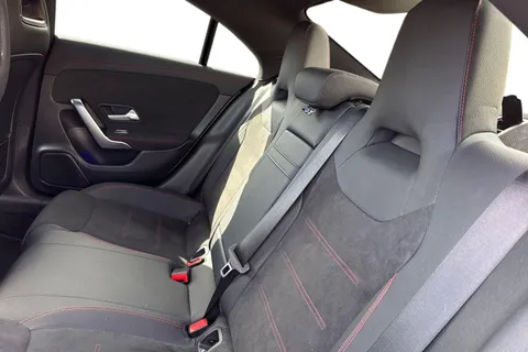 DA24FGU Mercedes-Benz Cla Class 1.3 CLA200h MHEV AMG Line (Executive) Coupe 7G-DCT Euro 6 (s/s) 4dr Thumbnail #19