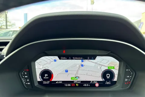 KN74ZWA Audi Q3 1.5 TFSI CoD 35 S line S Tronic Euro 6 (s/s) 5dr Thumbnail #27