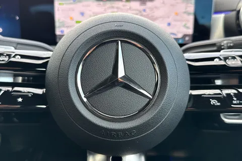 DA24FGU Mercedes-Benz Cla Class 1.3 CLA200h MHEV AMG Line (Executive) Coupe 7G-DCT Euro 6 (s/s) 4dr Thumbnail #37