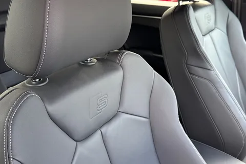 KN74ZWA Audi Q3 1.5 TFSI CoD 35 S line S Tronic Euro 6 (s/s) 5dr Thumbnail #39