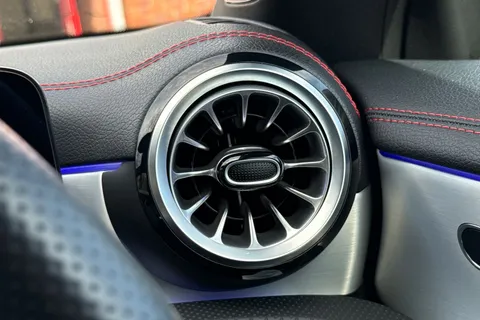 DA24FGU Mercedes-Benz Cla Class 1.3 CLA200h MHEV AMG Line (Executive) Coupe 7G-DCT Euro 6 (s/s) 4dr Thumbnail #40