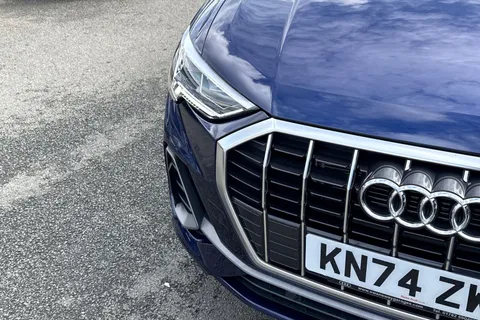 KN74ZWA Audi Q3 1.5 TFSI CoD 35 S line S Tronic Euro 6 (s/s) 5dr Thumbnail #43