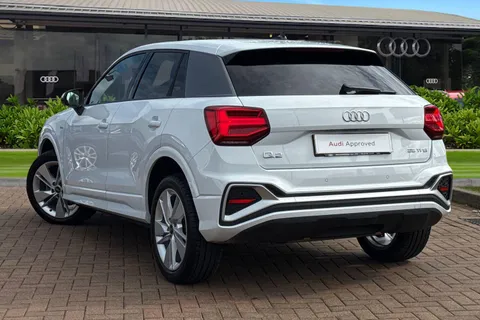 KT25ZDJ Audi Q2 S line 35 TFSI 150 PS S tronic Thumbnail #3