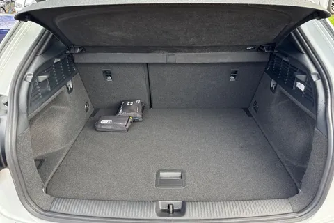 KT25ZDJ Audi Q2 S line 35 TFSI 150 PS S tronic Thumbnail #8