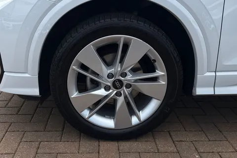 KT25ZDJ Audi Q2 S line 35 TFSI 150 PS S tronic Thumbnail #13