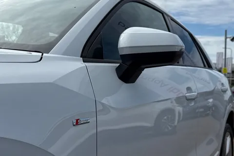 KT25ZDJ Audi Q2 S line 35 TFSI 150 PS S tronic Thumbnail #32