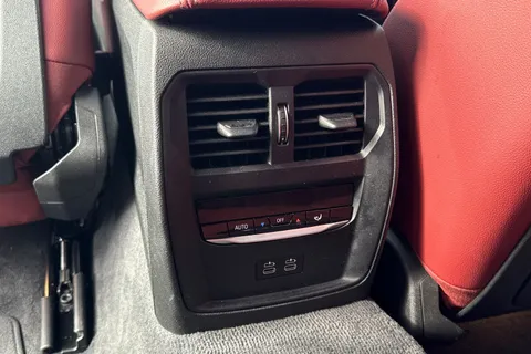 YH71KOU BMW 4 Series 3.0 430d MHT M Sport Pro Edition Auto xDrive Euro 6 (s/s) 2dr Thumbnail #33