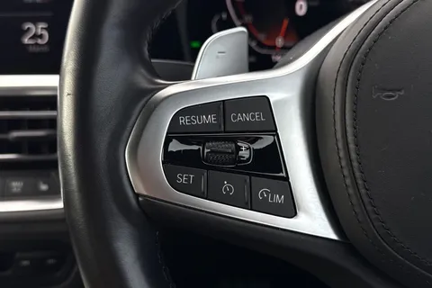 YH71KOU BMW 4 Series 3.0 430d MHT M Sport Pro Edition Auto xDrive Euro 6 (s/s) 2dr Thumbnail #37