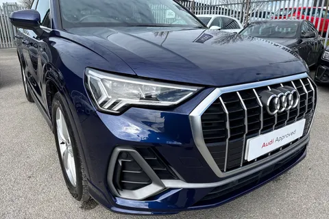 PK22VGD Audi Q3 S line 35 TFSI 150 PS S tronic Thumbnail #9