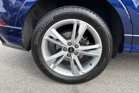 PK22VGD Audi Q3 S line 35 TFSI 150 PS S tronic Thumbnail #11